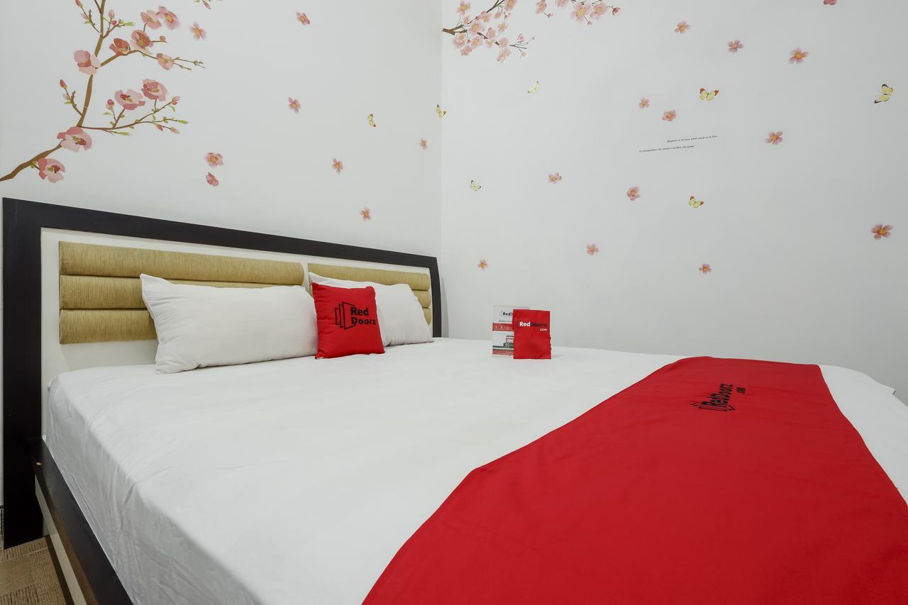 Reddoorz @ Prambanan Timur Raya Semarang Exterior photo